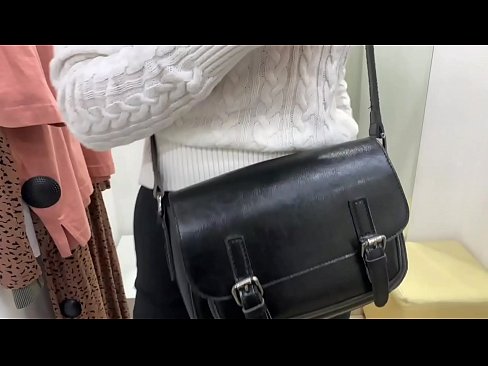 ❤️ Публичная мастурбация молоденькой сучки ФералБерри с дилдо в примерочной ❤️ Секс ролики на нашем сайте ❌